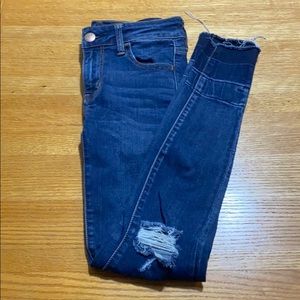 American Eagle Distressed Raw Hem Jeggings Size 0